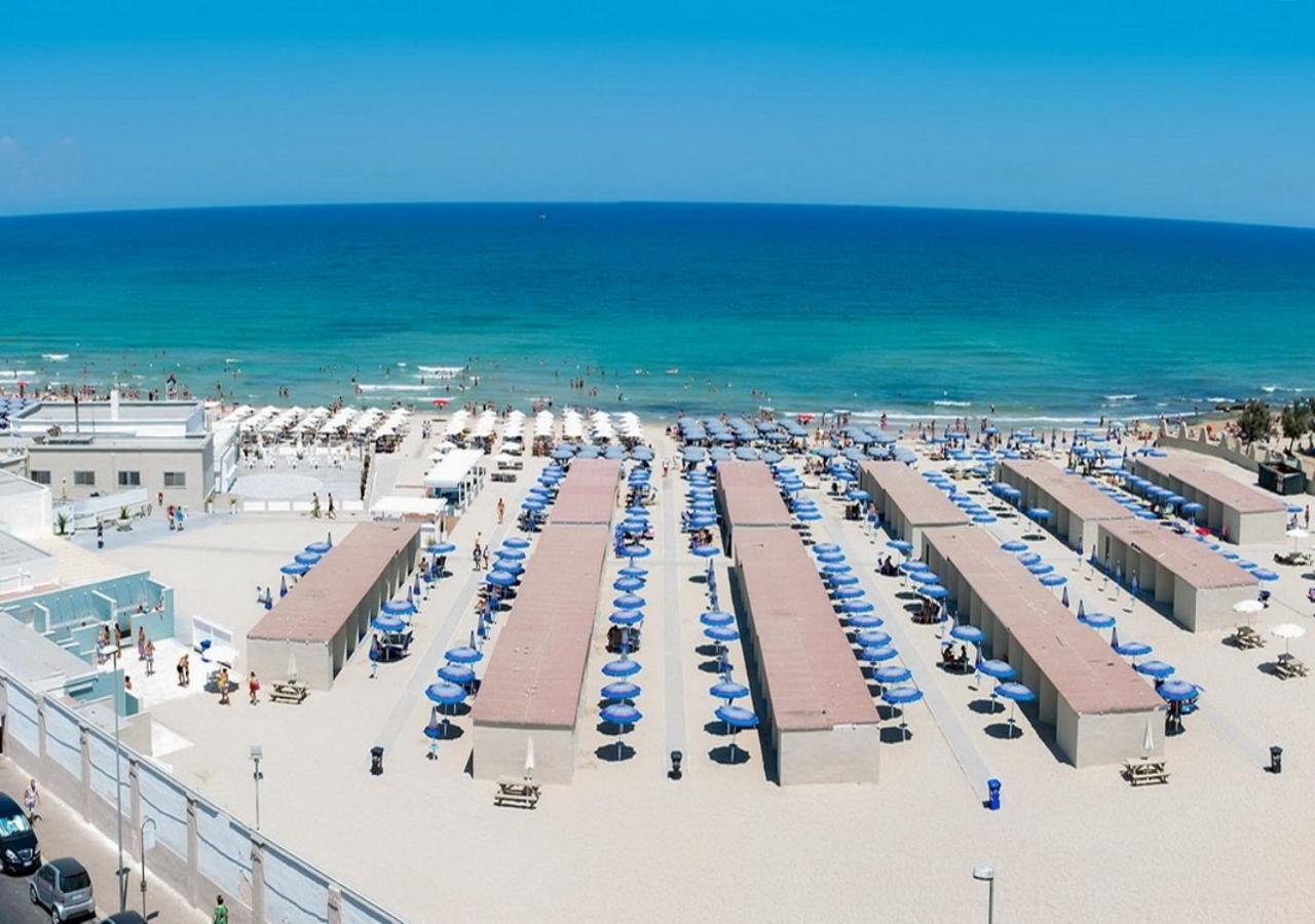 Appartamento Di Fronte Al Mare By Apulia Accommodation Bari Buitenkant foto
